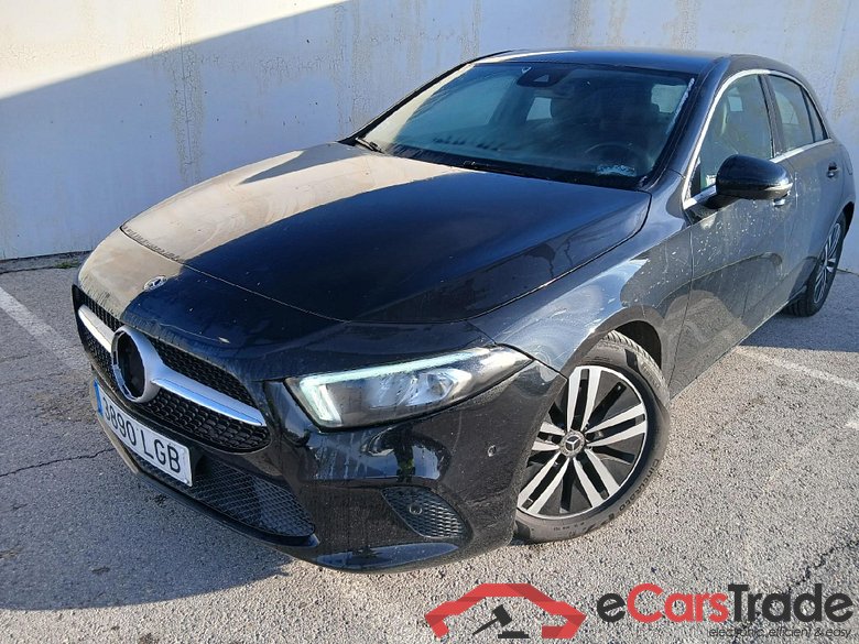 MERCEDES-BENZ Clase A / 2018 / 5P / berlina con portón A 180 d #1