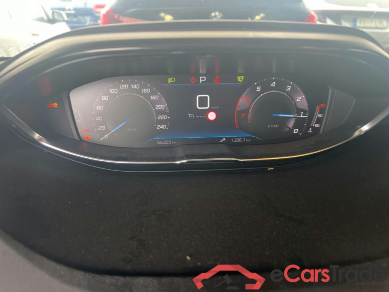 PEUGEOT 3008 / 2020 / 5P / todoterreno 1.2 PureTech 96KW S&S Active Pack EAT8 #4