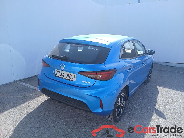 MG MG3 / 2024 / 5P / berlina con portón 1.5 Comfort #2