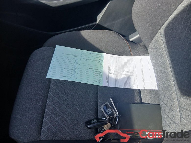 MG MG3 / 2024 / 5P / berlina con portón 1.5 Comfort #5