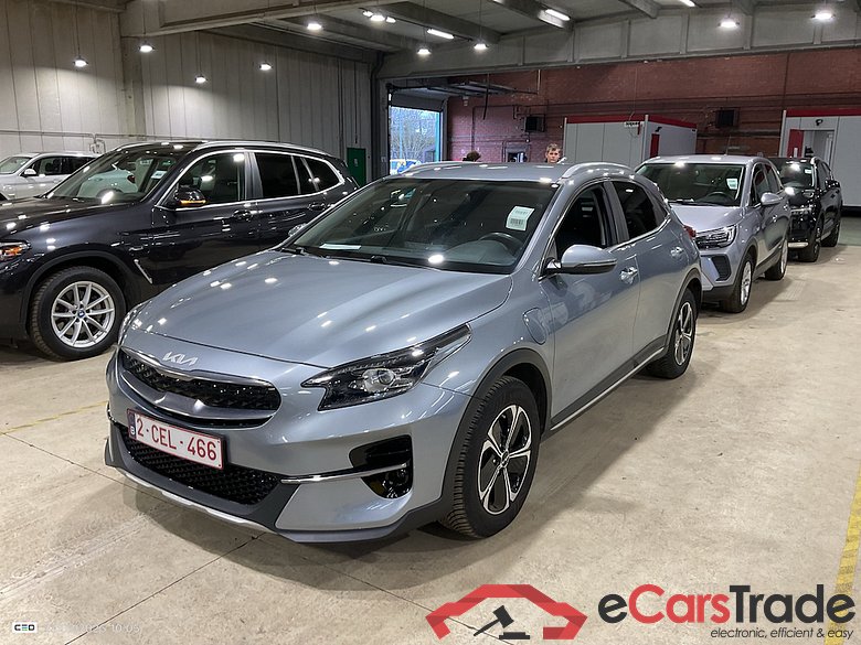 KIA XCEED 1.6 GDI PHEV DCT BUSINESS LINE