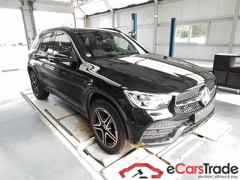 Mercedes-Benz GLC (BM 253)(06.2015->) DE - SUV5 GLC 300 de EU6d, de AMG Line 4Matic (EURO 6d), (Facelift) 2020 - 2022 #1
