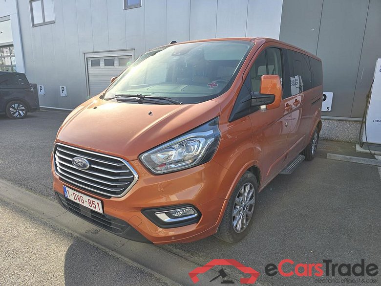 FORD Tourneo Custom 320 Lwb Tourneo Custom 2.0 TDCi L2H1 mHEV Titanium S/S (EU6.2) #1
