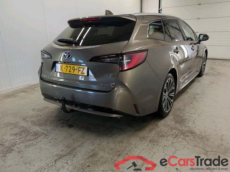 TOYOTA Corolla Touring Sports 1.8 Hybrid Executive #1