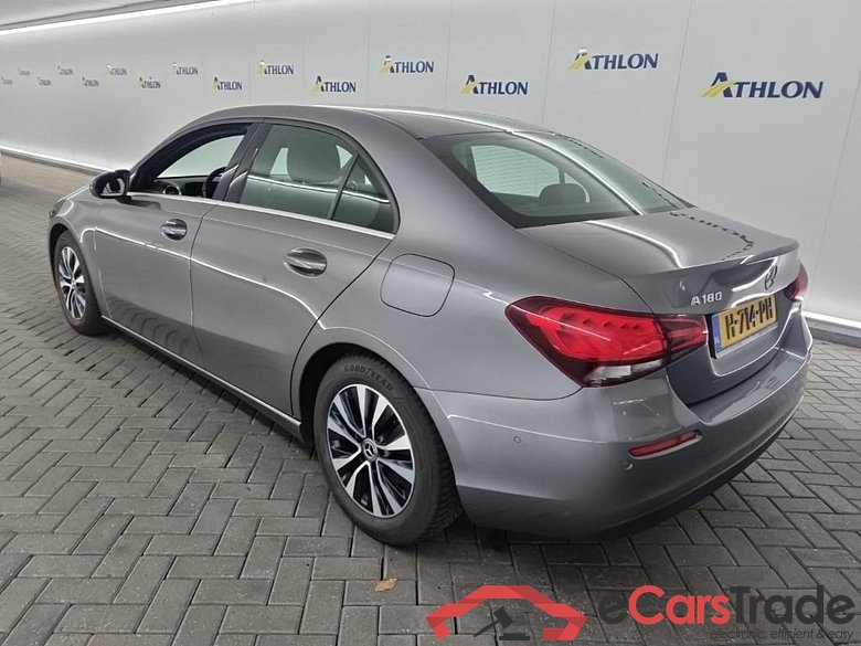 MERCEDES-BENZ A-Klasse Limousine A 180 7G-DCT Business Solution 4D 100kW #4