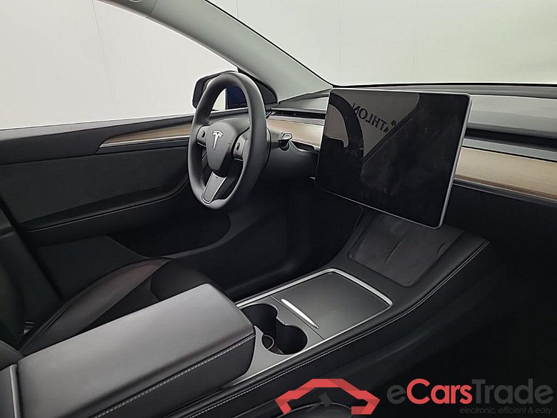 Tesla Model Y Long Range RWD 5D 217kW #6