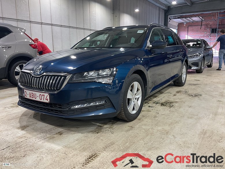 SKODA SUPERB COMBI 1.6 CRTDI 88KW DSG7 AMBITION