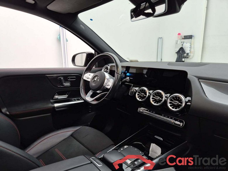 MERCEDES-BENZ GLA 250E 8G-DCT BUSINESS SOLUT #3