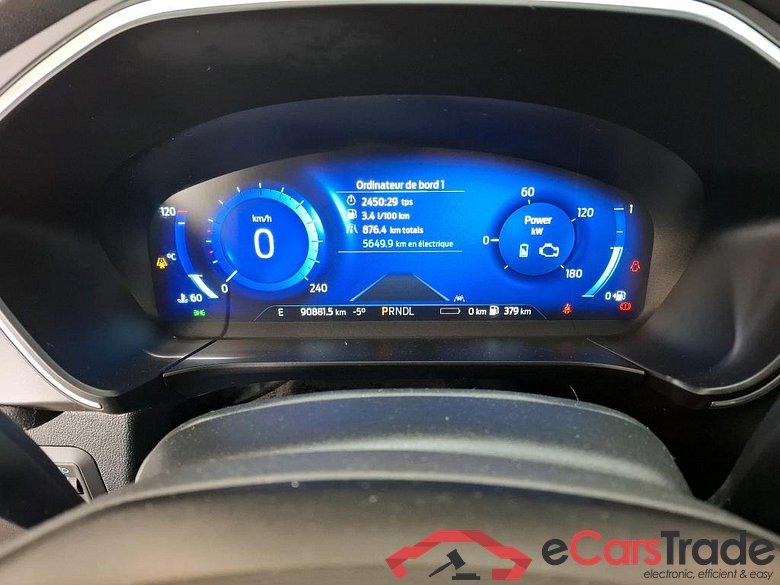 Kuga / 2019 / 5P / SUV 2.5 Dur 225 hybrid PHEV Pshift Titanium #6