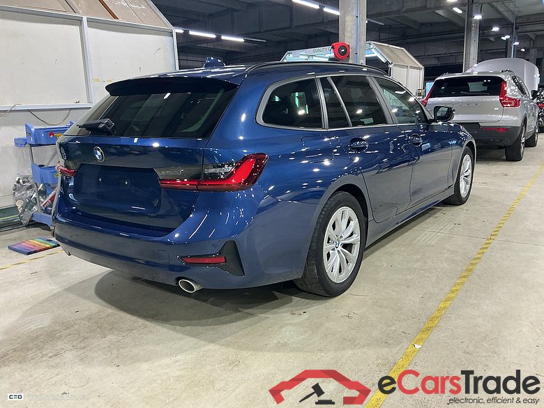 BMW 3 SERIES TOURING 2.0 318DA (100KW) TOURING #4