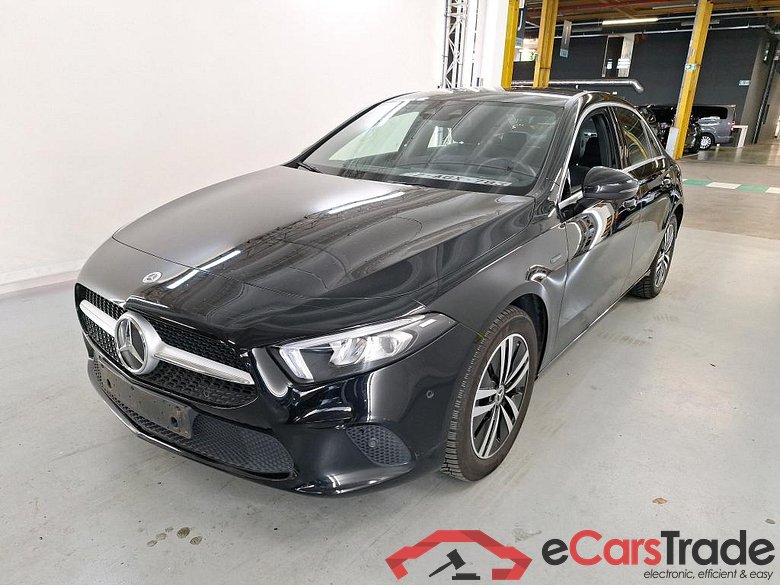 MERCEDES-BENZ A-CLASS LIMOUSINE 1.3 A 250 E BUSINESS SOLUTION DCT #1