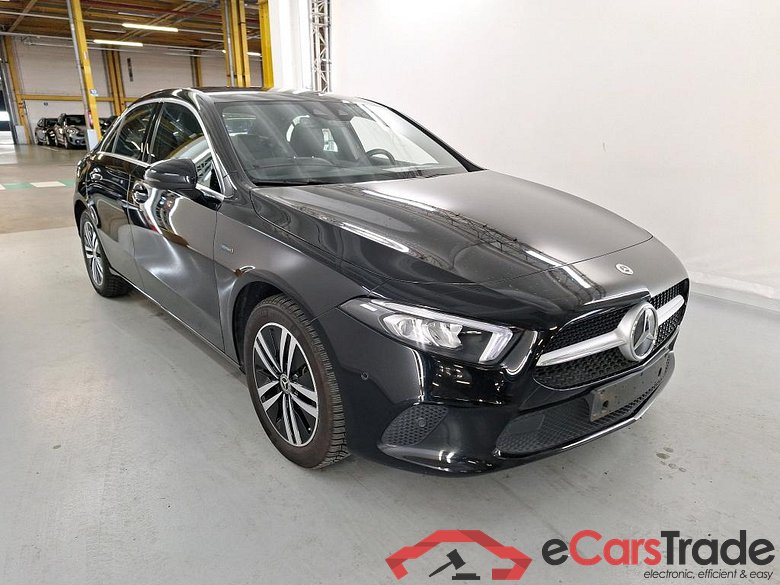 MERCEDES-BENZ A-CLASS LIMOUSINE 1.3 A 250 E BUSINESS SOLUTION DCT #2