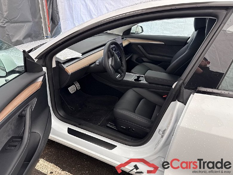 TESLA Model 3 Langstreckenbatt. Allradantrieb Dual Motor Performance 4d 393kW #4