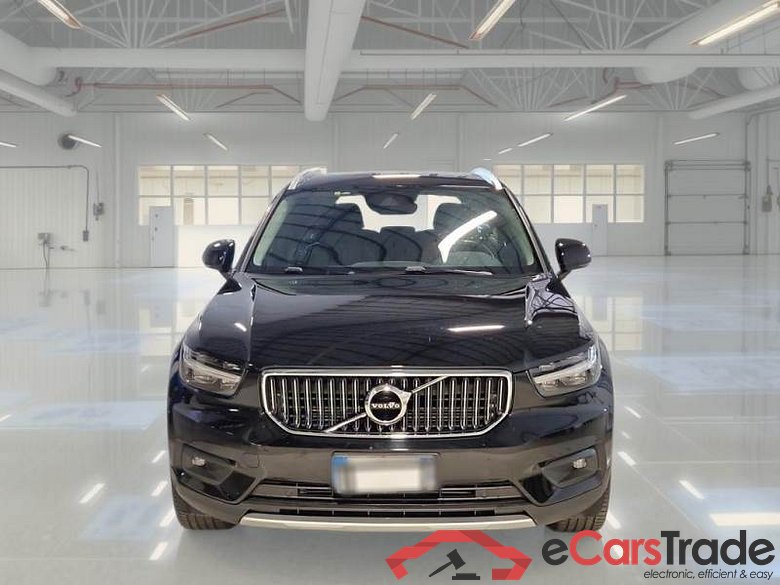 VOLVO XC40 / 2017 / 5P / SUV T5 PLUG-IN HYBRID AUTO RECH INSCRIP EXPR #6