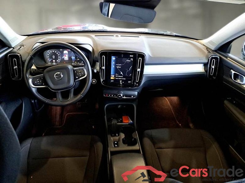 VOLVO XC40 / 2017 / 5P / SUV T5 PLUG-IN HYBRID AUTO RECH INSCRIP EXPR #3