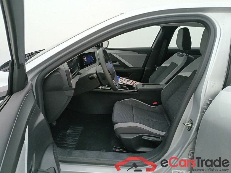 Opel Astra Sports Tourer 1.2 Turbo 81kW S/S Edition 5d #3