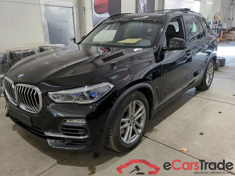 BMW X5 xDrive45e 5d 210kW #1