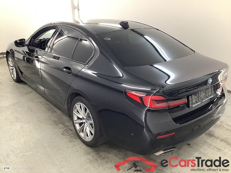 BMW 5 SERIES BERLINE 2.0 520E AUTO #3