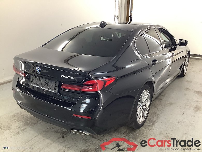 BMW 5 SERIES BERLINE 2.0 520E AUTO #4