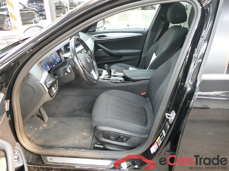 Baureihe 5 Touring 530 e 2.0 215KW AT8 E6d #4