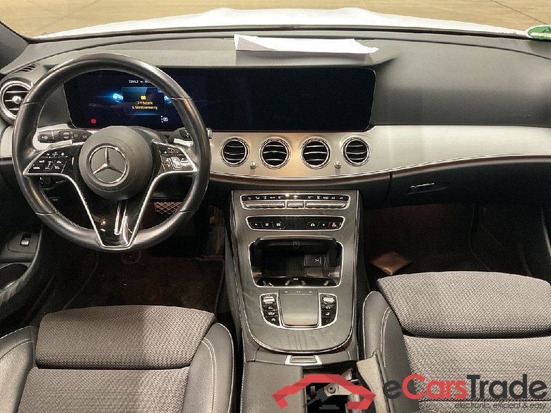 E -Klasse T-Modell E 220 d 4Matic (213.205)AMG AMG Line 143KW AT9 E6d #3