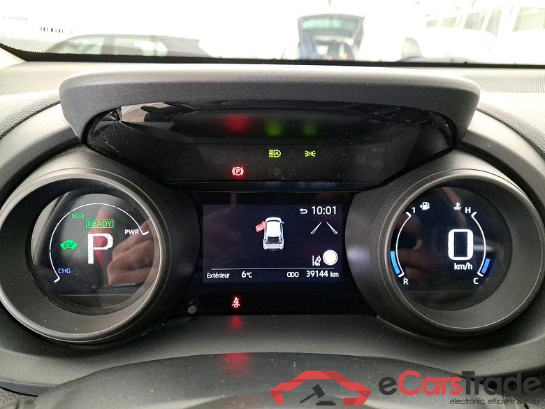 TOYOTA Yaris Cross Hybride / 2021 / 5P / SUV 1.5 HYBRID 116H DYNAMIC AUTO #6