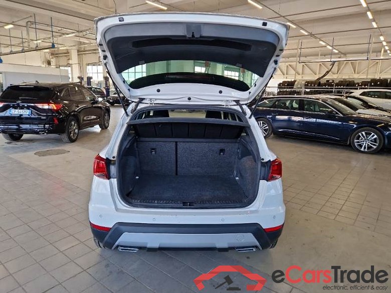 SEAT ARONA / 2017 / 5P / CROSSOVER 1.0 TGI 66KW FR #5