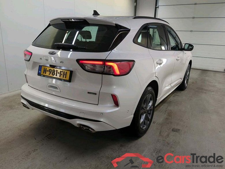 FORD KUGA 2.5 PHEV ST-Line #2