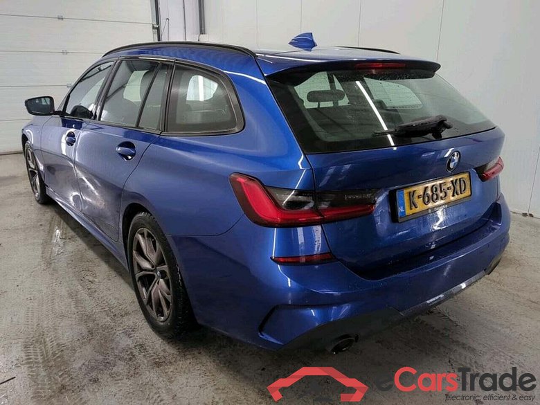 BMW 3-serie Touring 320i High Executive #6
