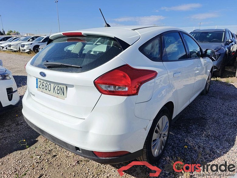 FORD FOCUS 5p 3G berlina con portón 1.5 TDCi E6 70kW (95CV) Trend+ #2