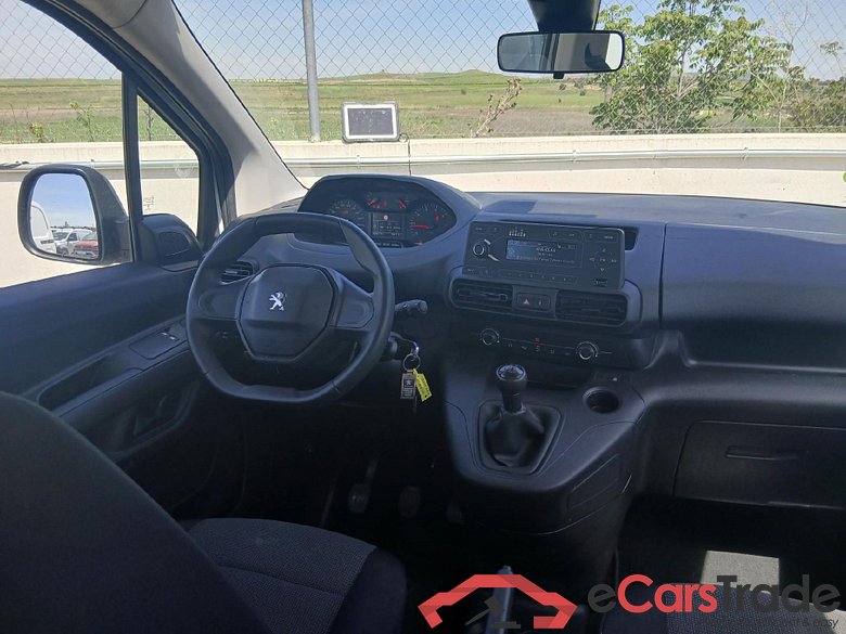PEUGEOT Rifter / 2018 / 4P / combi Access Standard BlueHDi 73kW (CX) #3