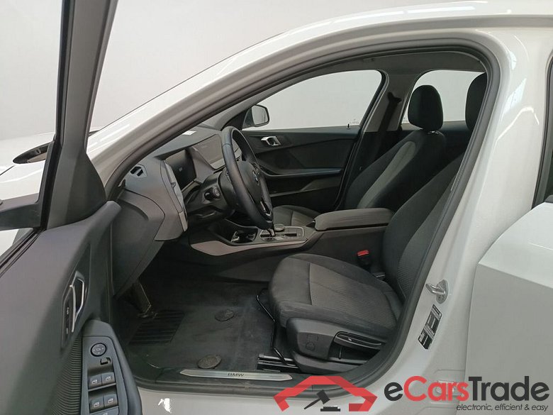 BMW 1 Reeks Hatch 118iA (100 kW) 5d #3
