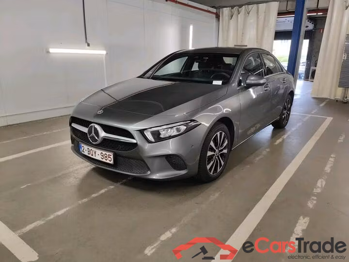 Mercedes A-Klasse Limousine A-Klasse Limousine A 250e Business Solution (PHEV) 160kW/218pk  4D/P Auto-8 #1
