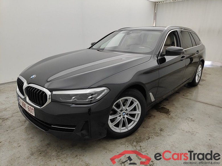 BMW 5 Reeks Touring 518d Aut. (100 kW) 5d