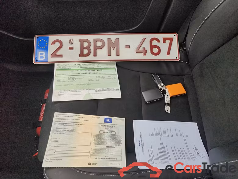 Volvo XC40 T4 Recharge Geartronic R-Design 5d #4