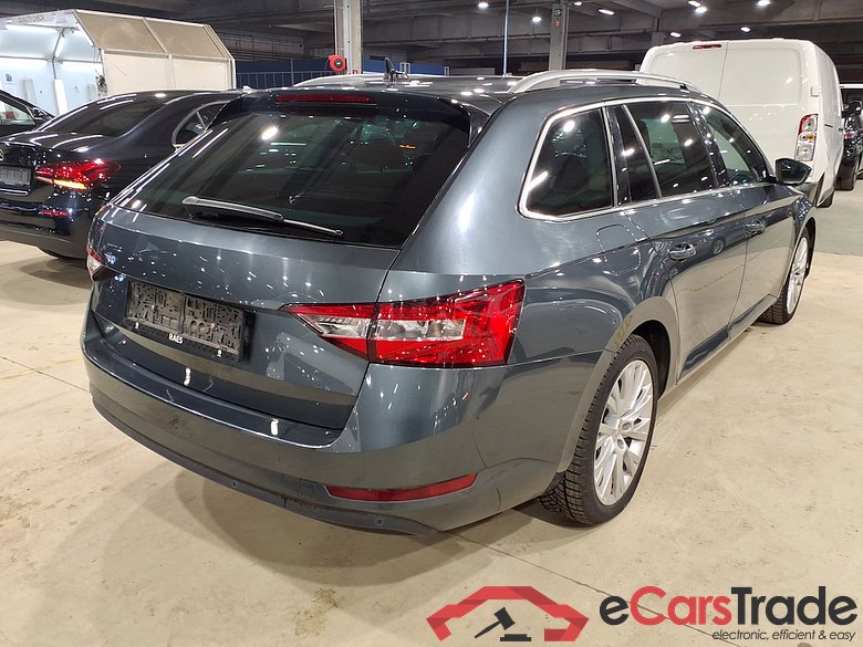 SKODA SUPERB COMBI 2.0 CRTDI 90KW DSG7 STYLE #4