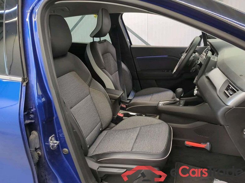 RENAULT Captur 1.3 TCe Intens #6