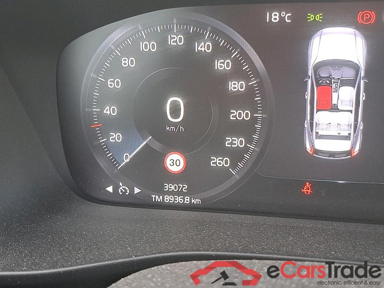 VOLVO XC40 / 2021 / 5P / todoterreno 1.5 T2 Essential #5