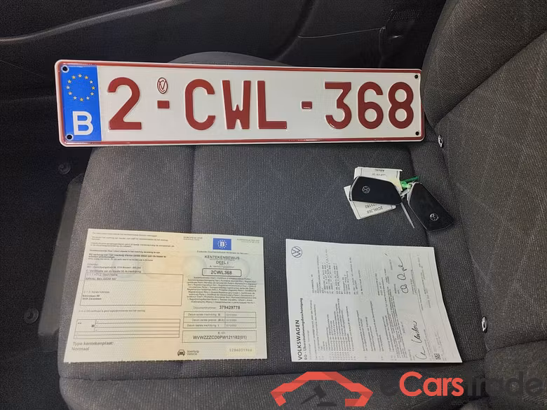Volkswagen Golf VIII 1.0 eTSI 81kW Life Business DSG 5d #4