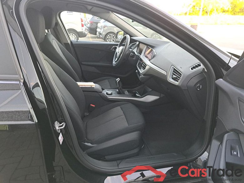 BMW - BMW 1 HATCH 116i 109PK Pack Business & PDC Front & Rear   * PETROL * #3