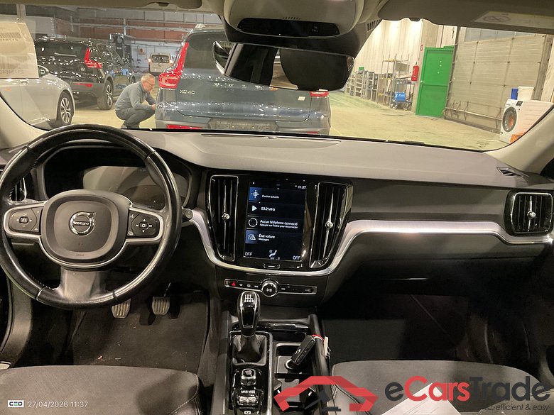 Volvo V60 2.0 D3 Momentum Pro LED-Xenon Virtual ACC Navi 1/2 Sport-Leather-Alcantara KeylessGo Klima PDC ... #6