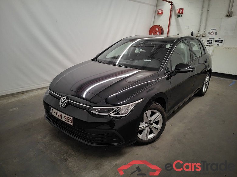 Volkswagen Golf VIII 1.5 TSI Life 5d #1