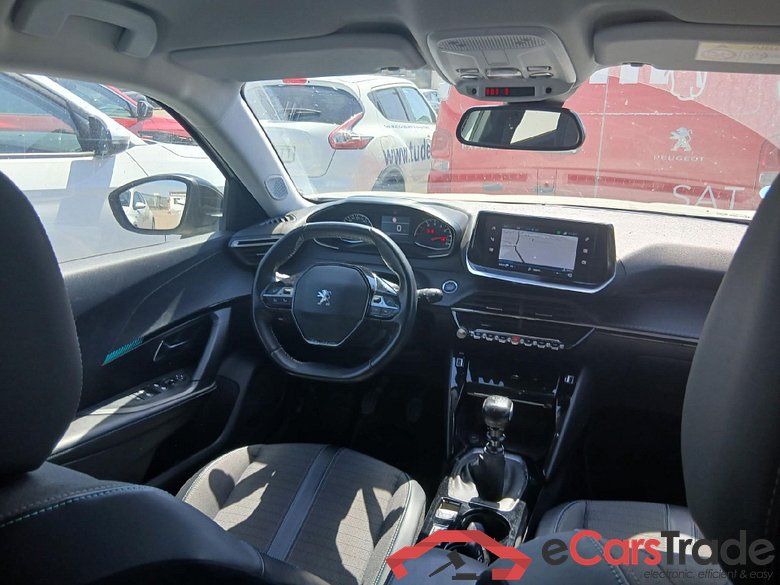 PEUGEOT 2008 / 2019 / 5P / todoterreno Allure BlueHDI 81kW (110CV) #3