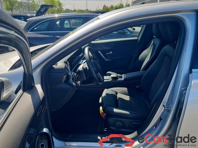 MERCEDES-BENZ A-CLASS LIMOUSINE 1.3 A 250 E LUXURY LINE DCT #5