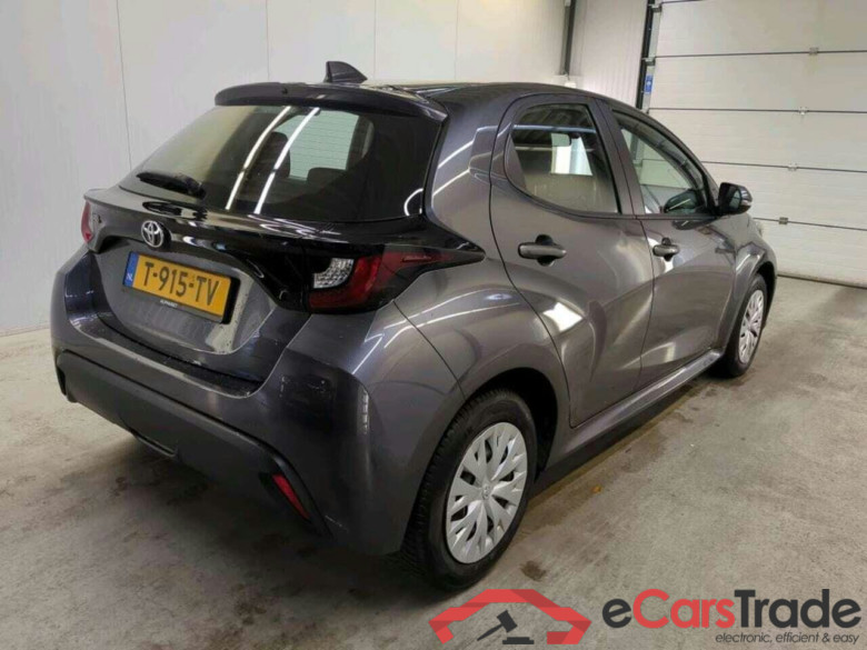 TOYOTA Yaris 1.5 VVT-i Active #2
