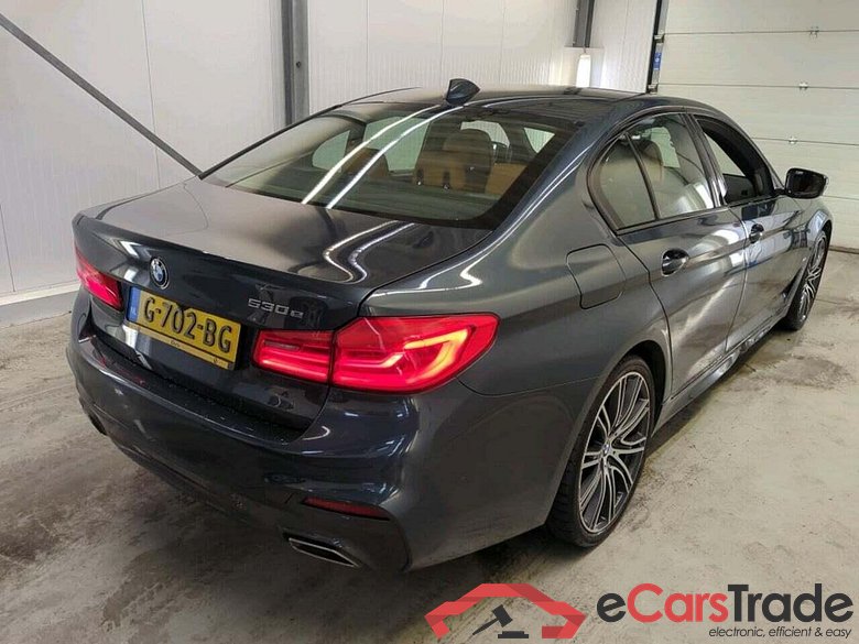 BMW 5-serie 530e iPerf High Exe #2