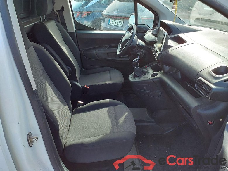 PEUGEOT Partner / 2018 / 4P / furgón derivado de turismo Premium Standard 600kg BlueHDi 73kW (AC) #6