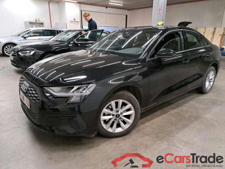 AUDI - AUD A3 BERLINE 30 TDi 116PK Attraction Pack Business & Rear Park Sensors #1