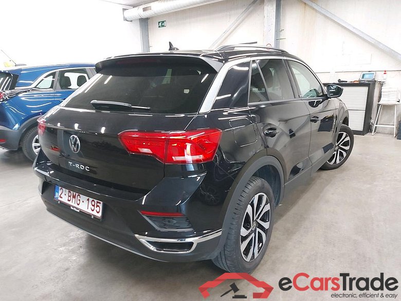 VOLKSWAGEN - VW  T-ROC TSI 150PK DSG Active With Rear Camera  * PETROL * #2