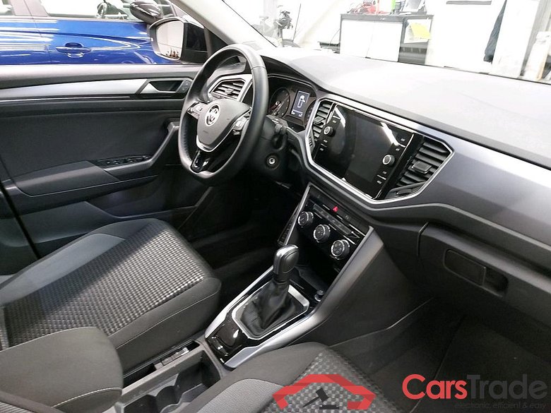 VOLKSWAGEN - VW  T-ROC TSI 150PK DSG Active With Rear Camera  * PETROL * #3